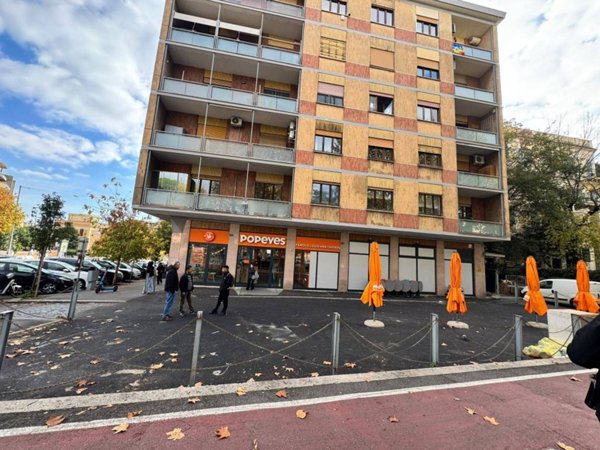 negozio in vendita a Roma in zona Nomentano