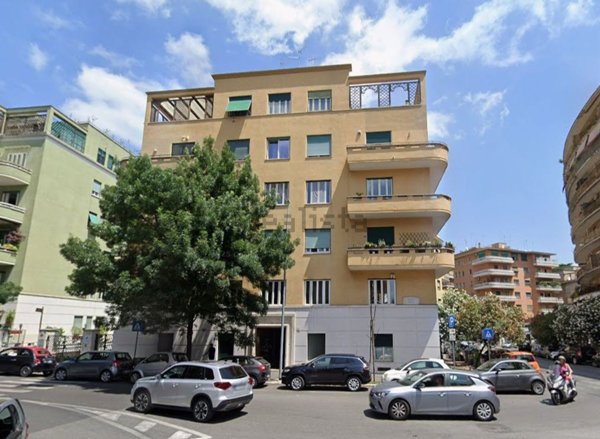 casa indipendente in vendita a Roma in zona Parioli