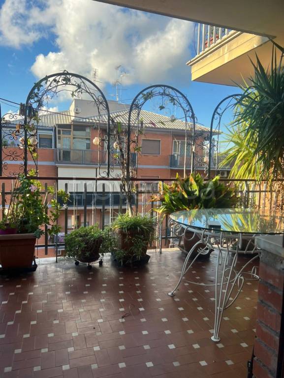 appartamento in vendita a Roma in zona Gianicolense