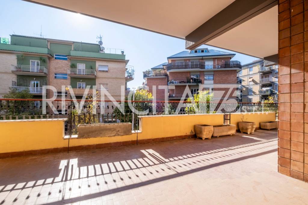appartamento in vendita a Roma in zona Aurelio