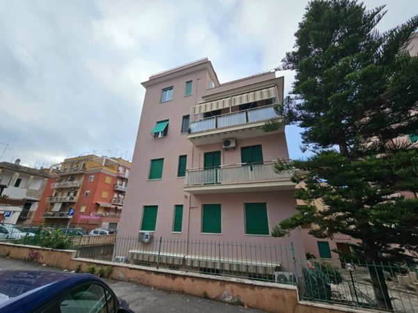 appartamento in vendita a Roma in zona Prenestino-Centocelle