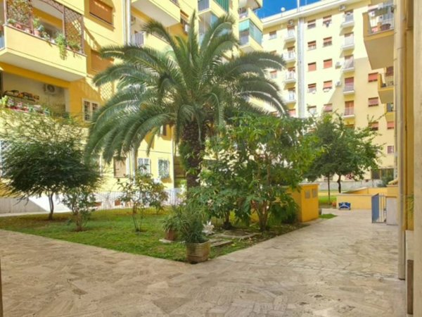 appartamento in vendita a Roma in zona Don Bosco