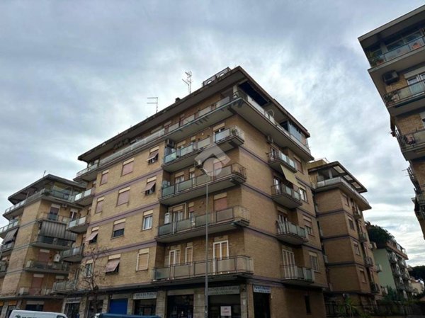 appartamento in vendita a Roma in zona Ostia