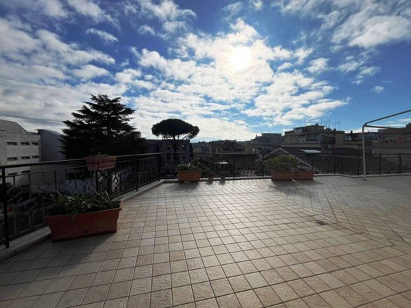 appartamento in vendita a Roma in zona Grottarossa
