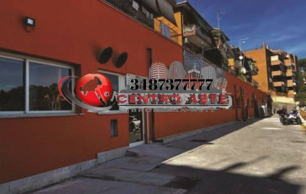 negozio in vendita a Roma in zona La Pisana