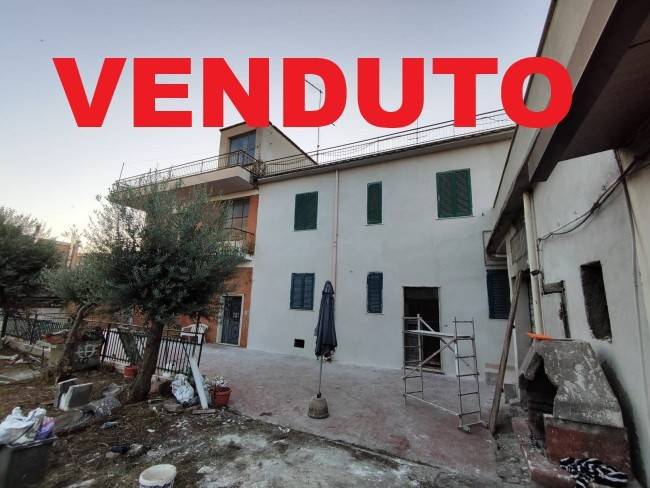 appartamento in vendita a Roma in zona Tor Vergata/Torrenova