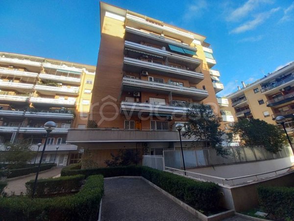 appartamento in vendita a Roma in zona Monte Sacro/Talenti