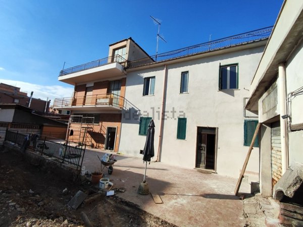 appartamento in vendita a Roma in zona Tor Vergata/Torrenova