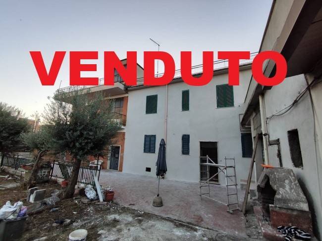 appartamento in vendita a Roma in zona Tor Vergata/Torrenova