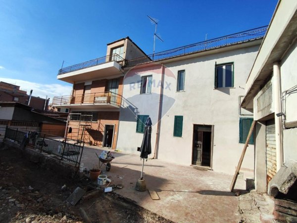 appartamento in vendita a Roma in zona Tor Vergata/Torrenova