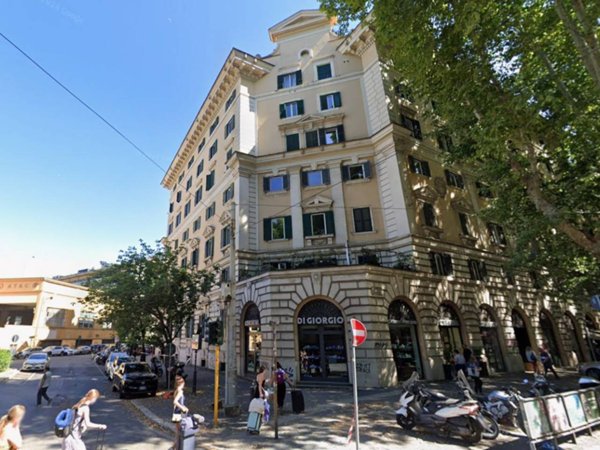 appartamento in vendita a Roma in zona Trastevere