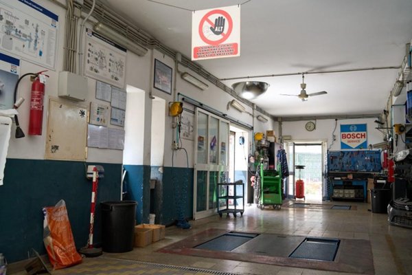 negozio in vendita a Roma in zona Portuense