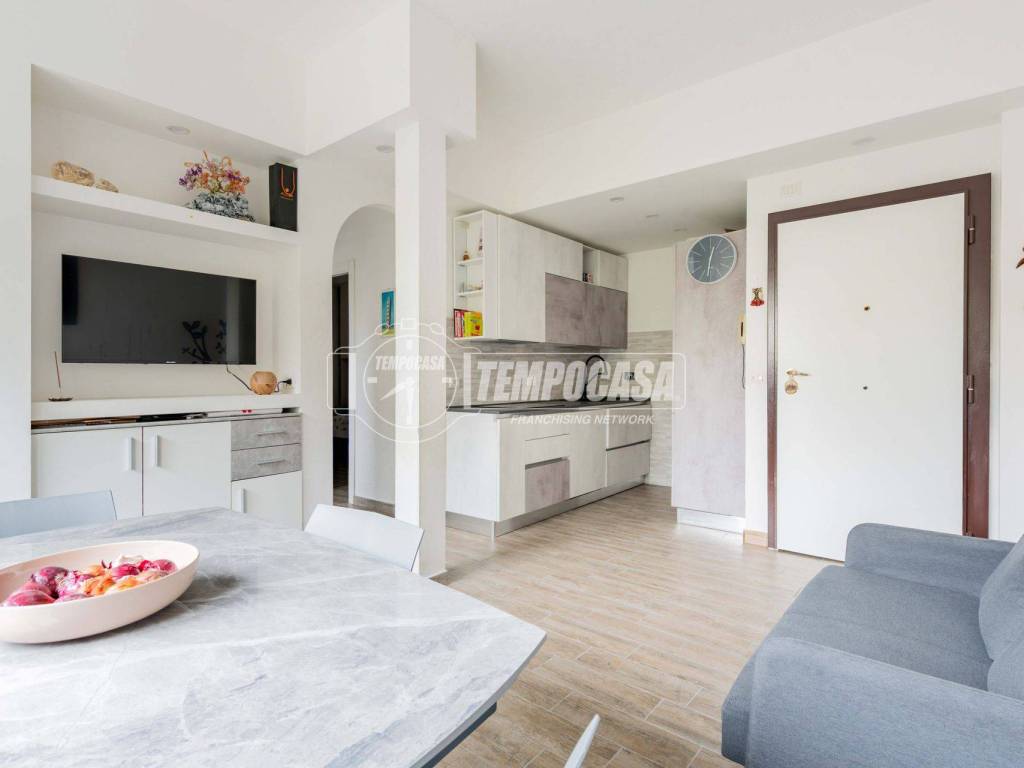 appartamento in vendita a Roma in zona Torrino