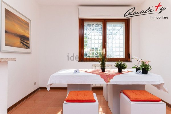 casa semindipendente in vendita a Roma in zona Acilia