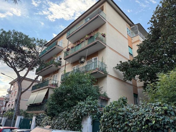 appartamento in vendita a Roma in zona Portuense