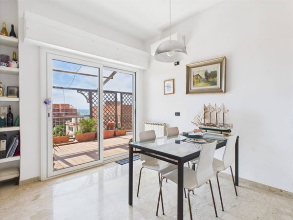 appartamento in vendita a Roma in zona Ostia Antica