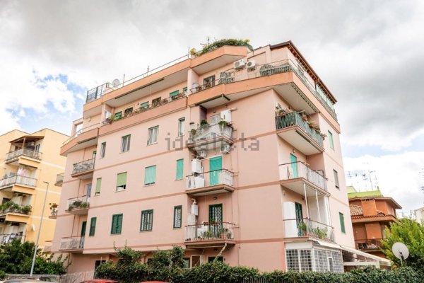 appartamento in vendita a Roma in zona Primavalle