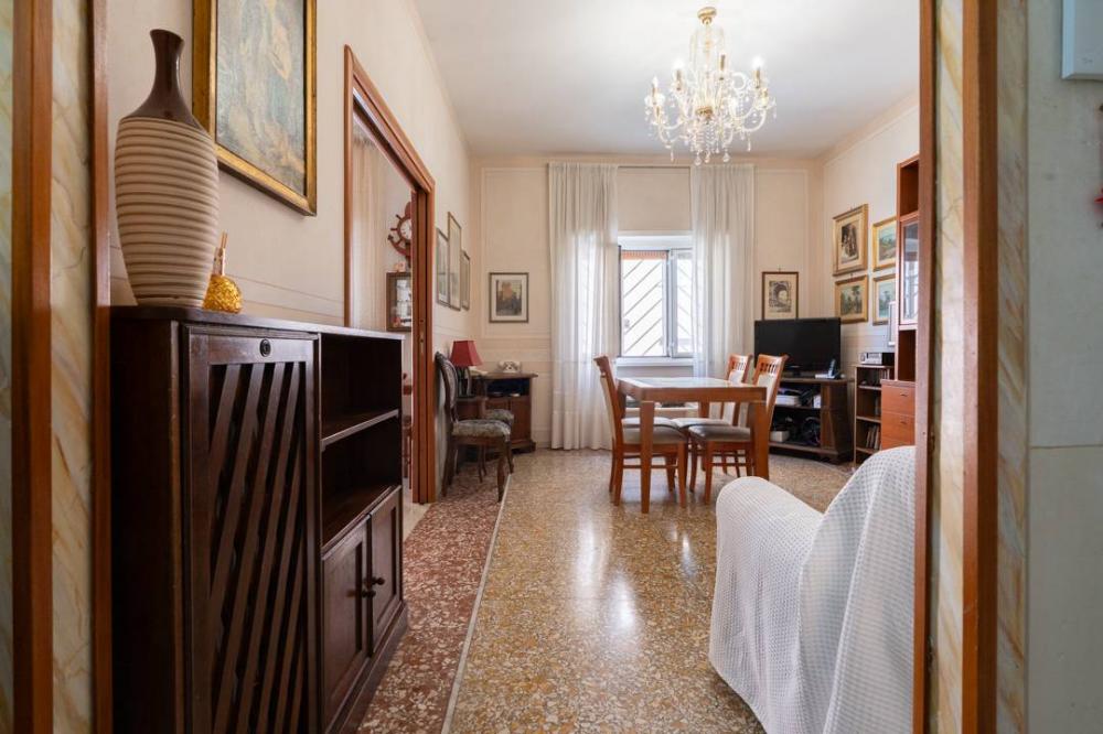 appartamento in vendita a Roma in zona Gianicolense