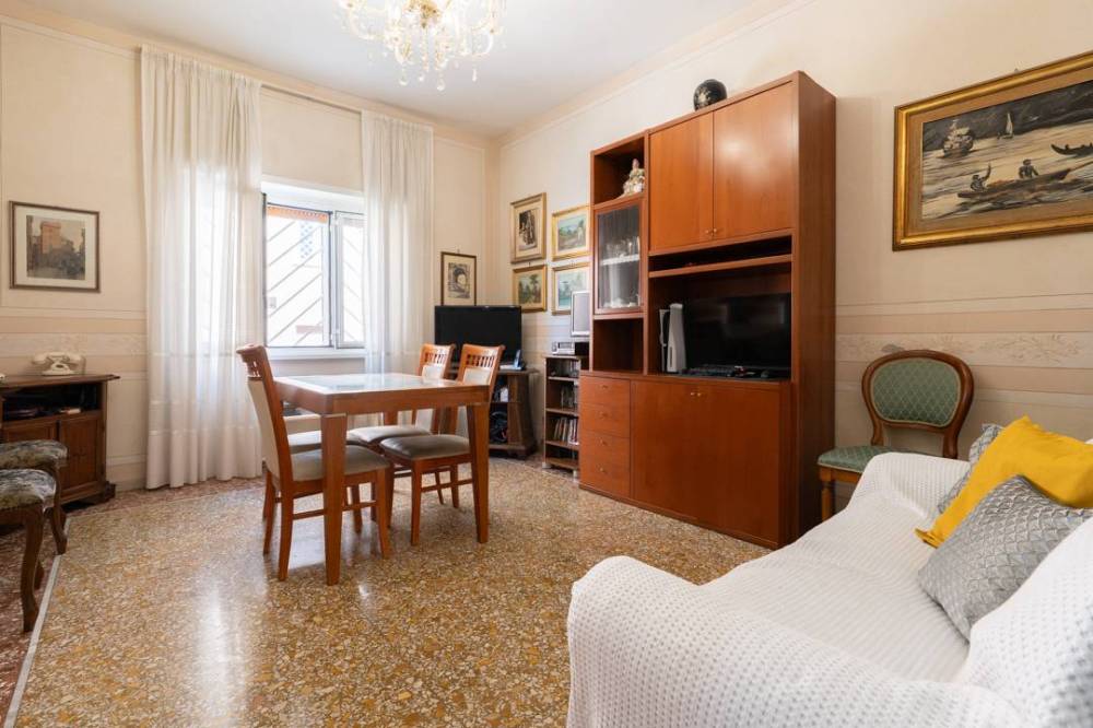 appartamento in vendita a Roma in zona Gianicolense