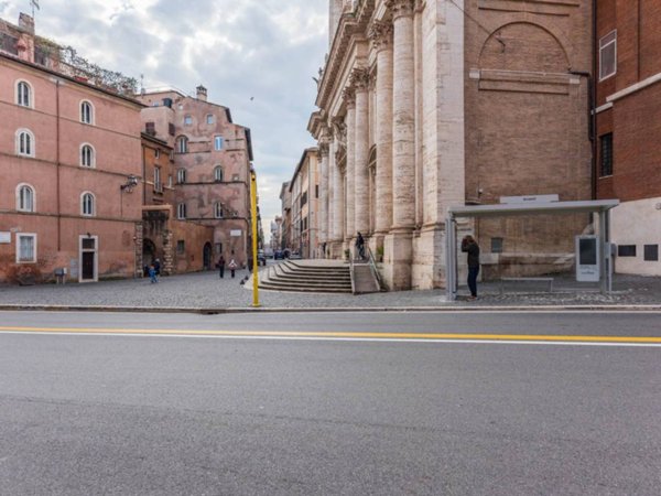 negozio in vendita a Roma in zona Centro Storico