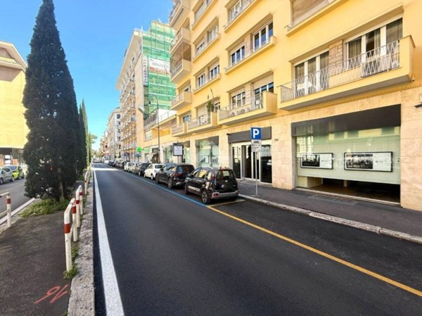 negozio in vendita a Roma in zona Parioli