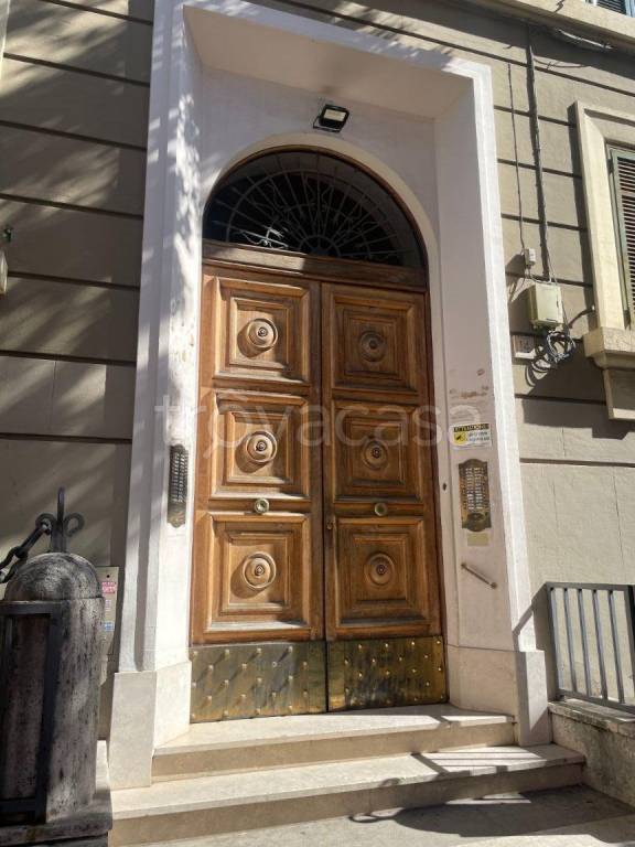 appartamento in vendita a Roma in zona Appio Latino