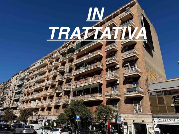 appartamento in vendita a Roma in zona Don Bosco