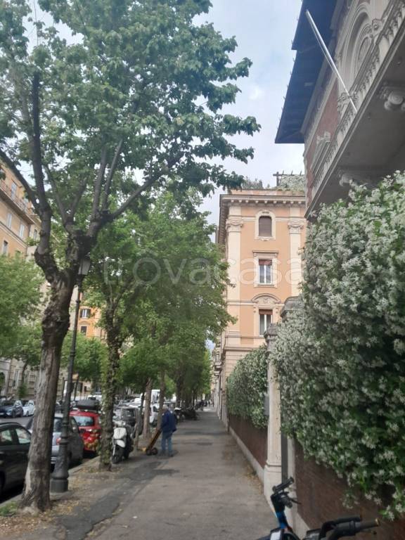 appartamento in vendita a Roma in zona Rione Prati