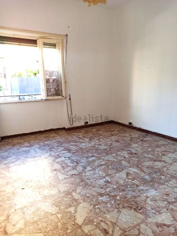 appartamento in vendita a Roma in zona Tor Bella Monaca