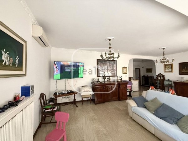 appartamento in vendita a Roma in zona Giuliano Dalmata