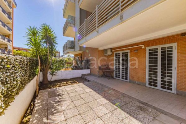 appartamento in vendita a Roma in zona Ponte di Nona