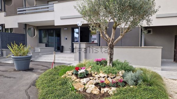 appartamento in vendita a Roma in zona Massimina/Casal Lumbroso