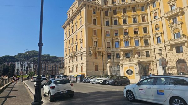 ufficio in vendita a Roma in zona Rione Borgo