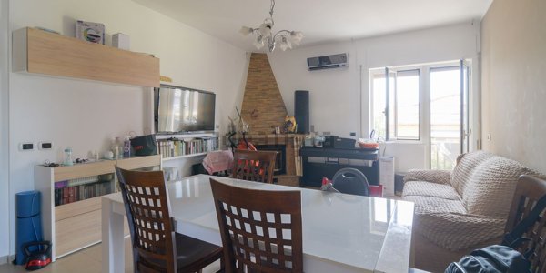 appartamento in vendita a Roma in zona Acilia