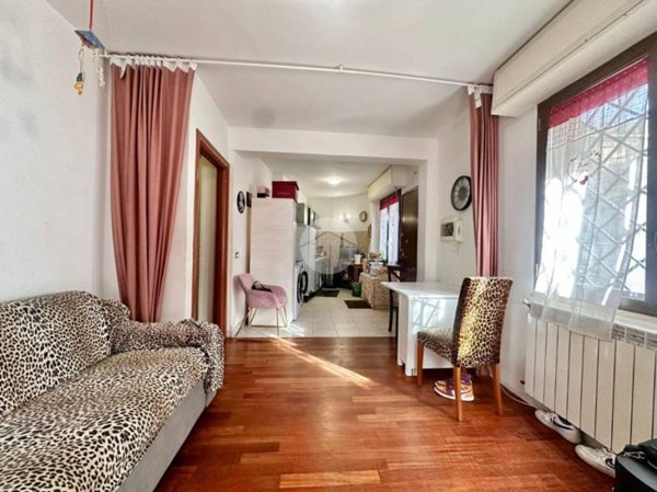 appartamento in vendita a Roma in zona Colle del Sole