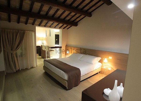 negozio in vendita a Roma in zona Castro Pretorio