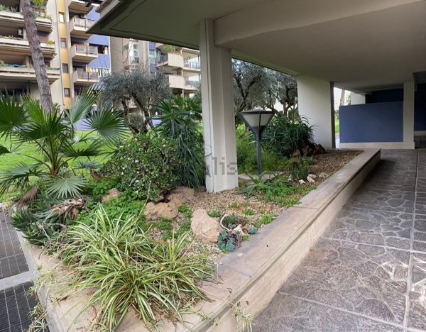 appartamento in vendita a Roma in zona Giuliano Dalmata