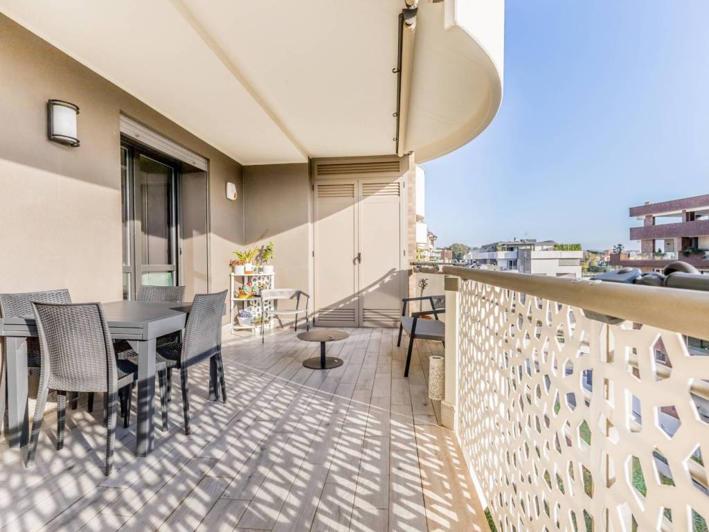 appartamento in vendita a Roma in zona Ardeatino