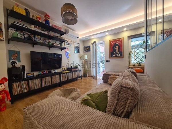appartamento in vendita a Roma in zona Prenestino-Centocelle