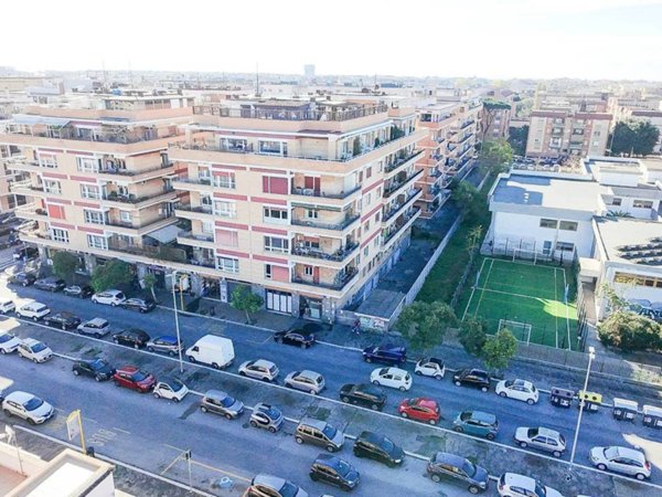 appartamento in vendita a Roma in zona Ostia