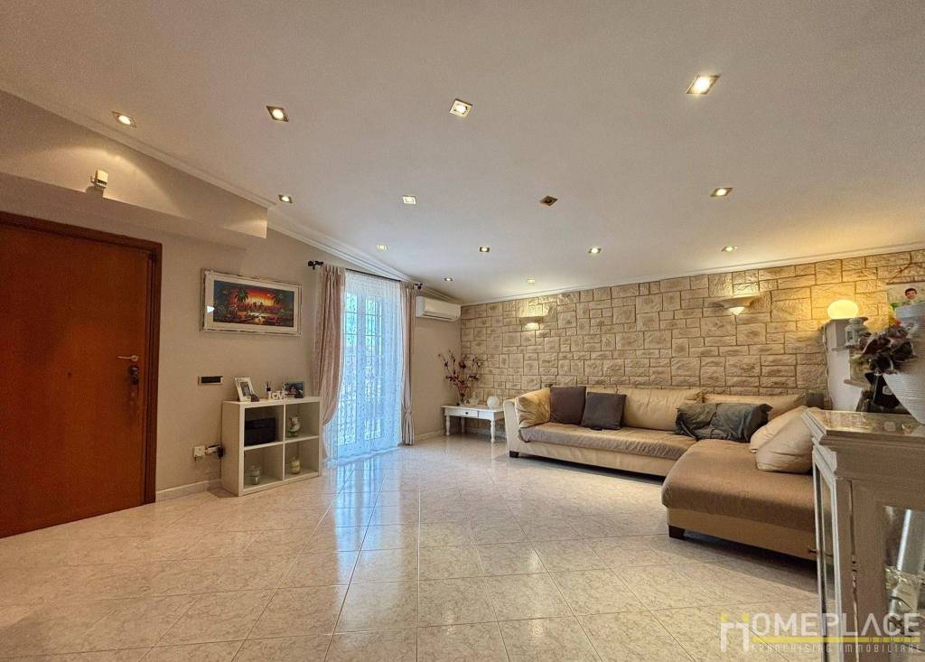 appartamento in vendita a Roma in zona Finocchio