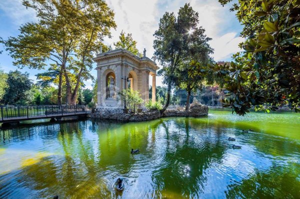 appartamento in vendita a Roma in zona Ludovisi/Sallustiano