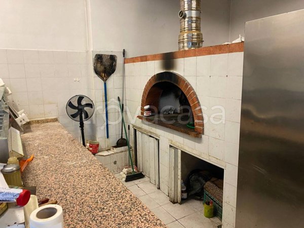 negozio in vendita a Roma in zona Ostia