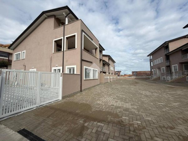 appartamento in vendita a Roma in zona Borghesiana