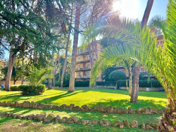 appartamento in vendita a Roma in zona Portuense