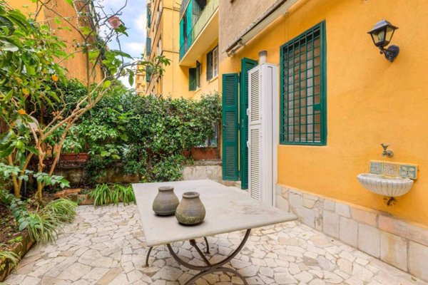 appartamento in vendita a Roma in zona Nomentano