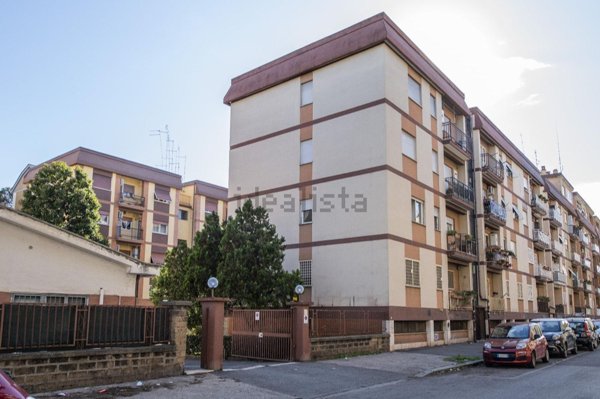 appartamento in vendita a Roma in zona Ostia
