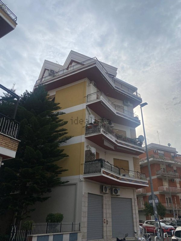 appartamento in vendita a Roma in zona Alessandrino