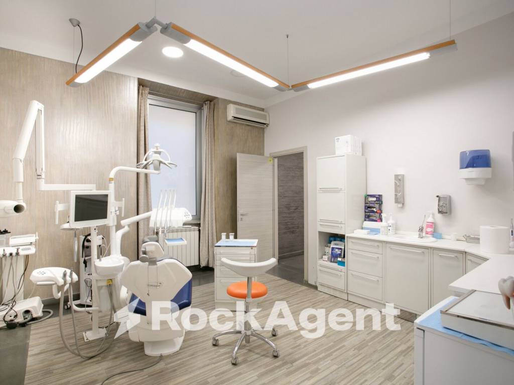 appartamento in vendita a Roma in zona Trastevere