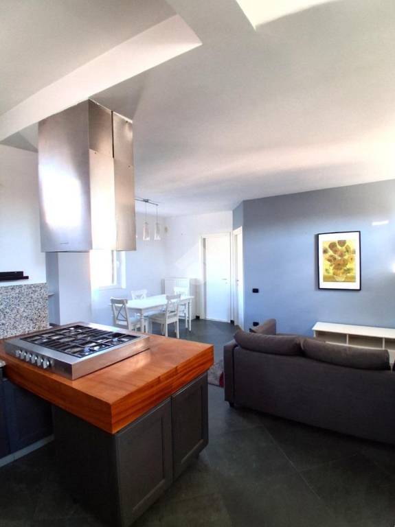 appartamento in vendita a Roma in zona Tuscolano